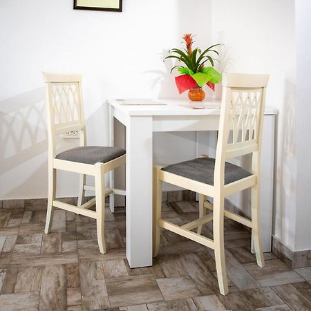 Apartman Luka Rovinj Luaran gambar