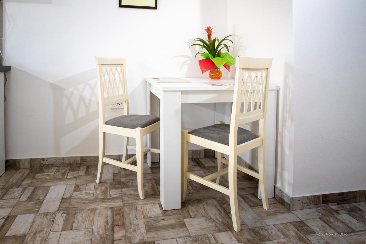 Apartman Luka Rovinj Luaran gambar
